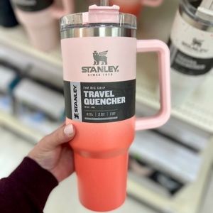 Stanley Adventure Quencher 40oz Ombré